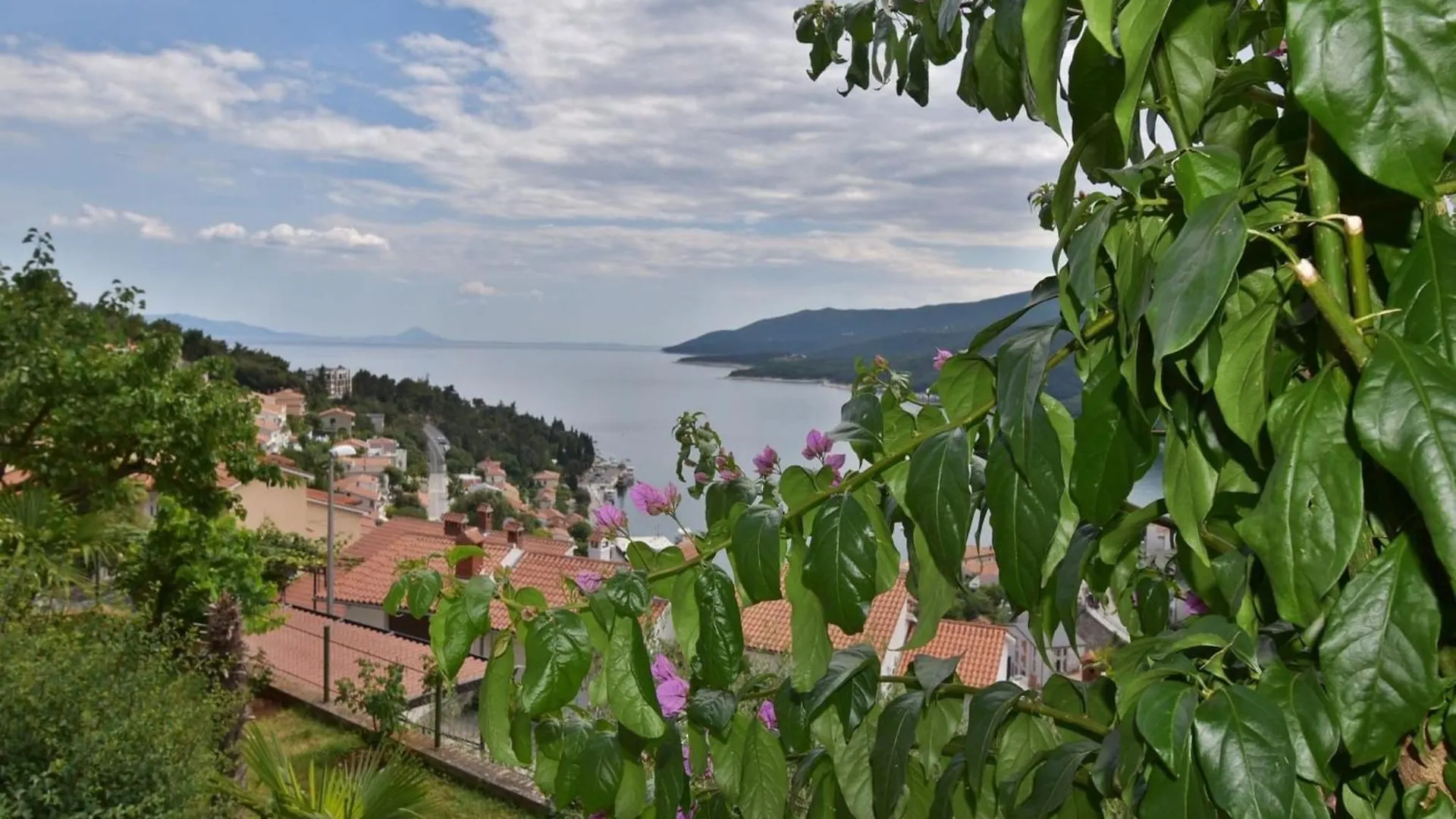 2 Bedroom Apartment In Rabac